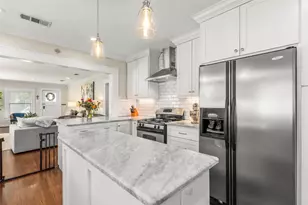 1136 Winston St, Houston, TX 77009 - Photo 5