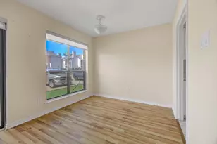 3220 69th St, Galveston, TX 77551 - Photo 11