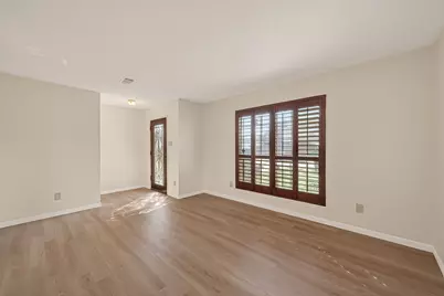 15910 Clayton Bend Drive, Houston, TX 77082 - Photo 9