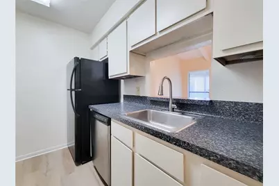 5711 Sugar Hill Drive #26, Houston, TX 77057 - Photo 15