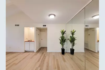 5711 Sugar Hill Drive #26, Houston, TX 77057 - Photo 13