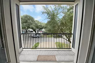 239 W 27th St, Houston, TX 77008 - Photo 31