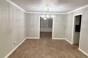 6027 Woodbrook Ln, Houston, TX 77008 - Photo 5