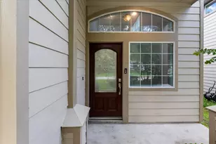 15 Benedict Canyon Loop, The Woodlands, TX 77382 - Photo 3
