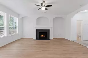 15 Benedict Canyon Loop, The Woodlands, TX 77382 - Photo 7
