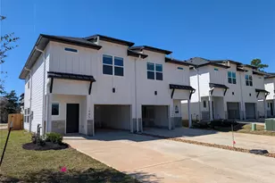 2039 Longmire Villas Ct, Conroe, TX 77304 - Photo 1