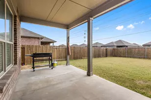 1037 McDonald Dr, Crowley, TX 76036 - Photo 25