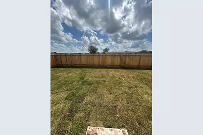 910 Constitution Drive, Bay City, TX 77414 - Photo 3
