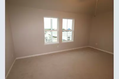 3018 Tres Olivos Drive, Houston, TX 77047 - Photo 7