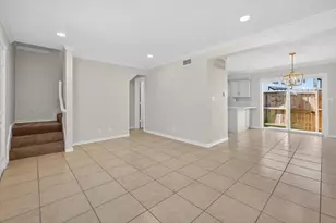 1221 Cedar Post Ln, Houston, TX 77055 - Photo 5