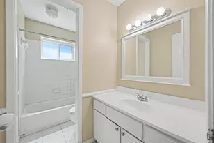 1918 Ashford Hollow Ln, Houston, TX 77077 - Photo 21