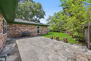 1918 Ashford Hollow Ln, Houston, TX 77077 - Photo 23