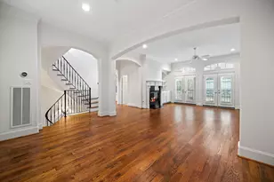 1918 W Bell St, Houston, TX 77019 - Photo 15