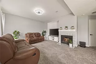 579 Rivergrove Dr, Houston, TX 77015 - Photo 5