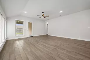 2122 Germander Ln, Fulshear, TX 77423 - Photo 23
