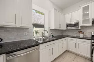 23 Pipers Meadow St, The Woodlands, TX 77382 - Photo 13