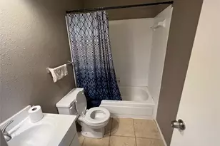 84 W Park West Dr, Houston, TX 77072 - Photo 7