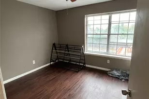 84 W Park West Dr, Houston, TX 77072 - Photo 5