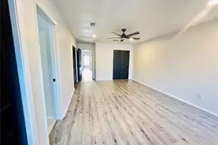 2325 Crescent Park Dr, Houston, TX 77077 - Photo 17