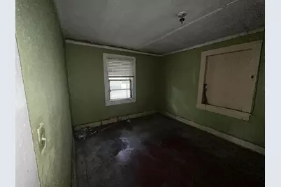 302 E Wayside Avenue, Wharton, TX 77488 - Photo 13