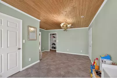 137 Private Road 8116, Orange, TX 77632 - Photo 7