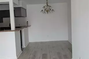 9350 Country Creek Dr, Houston, TX 77036 - Photo 5