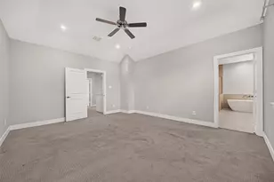 8802 Hollister Pine Ct, Houston, TX 77080 - Photo 39
