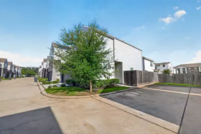 8802 Hollister Pine Court, Houston, TX 77080 - Photo 7
