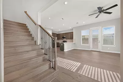 8802 Hollister Pine Court, Houston, TX 77080 - Photo 15