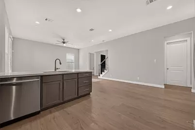8802 Hollister Pine Court, Houston, TX 77080 - Photo 27