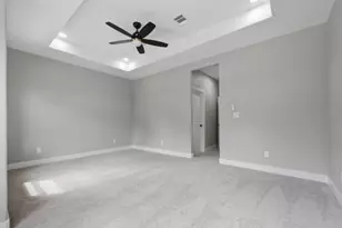 8121 Venus St, Houston, TX 77088 - Photo 23