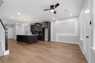 8121 Venus St, Houston, TX 77088 - Photo 15