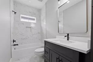 8121 Venus St, Houston, TX 77088 - Photo 33