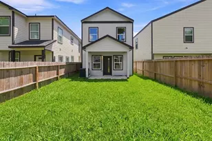 8121 Venus St, Houston, TX 77088 - Photo 37