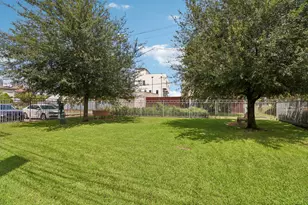 3115 Leeland St, Houston, TX 77003 - Photo 35