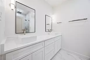 5222 Gold St, Houston, TX 77026 - Photo 15