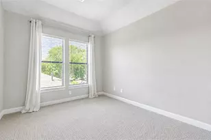 5826 Darling St, Houston, TX 77007 - Photo 9