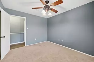 304 Fullen St, Conroe, TX 77301 - Photo 19