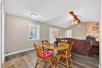 304 Fullen Street, Conroe, TX 77301 - Photo 9