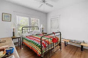 3703 Graustark St, Houston, TX 77006 - Photo 19