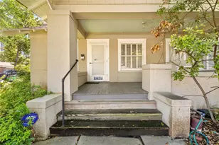 3703 Graustark St, Houston, TX 77006 - Photo 3
