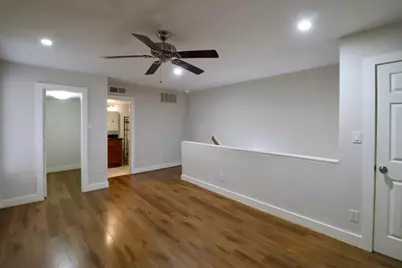 5929 Queensloch Drive #122, Houston, TX 77096 - Photo 7