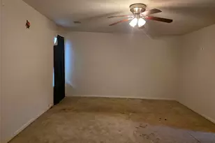 3130 Cambridge Meadows Ln, Dickinson, TX 77539 - Photo 13