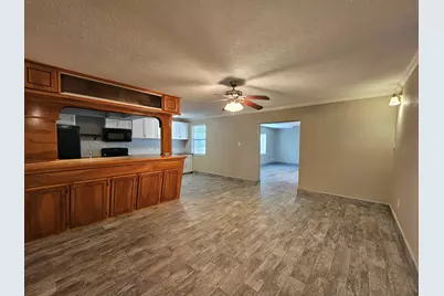 212 Harold Lane, Baytown, TX 77521 - Photo 7