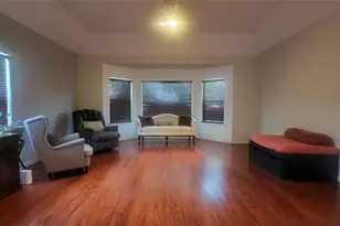 9734 La Vista Dr, Houston, TX 77041 - Photo 5