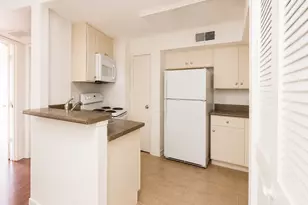 10811 Richmond Ave, Houston, TX 77042 - Photo 9