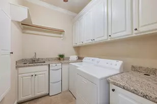 3801 Park Village Ct, Bryan, TX 77802 - Photo 13