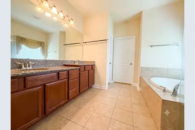 2818 Krenek Court, Rosenberg, TX 77471 - Photo 13