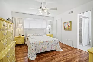 2803 Rockarbor Dr, Houston, TX 77063 - Photo 15