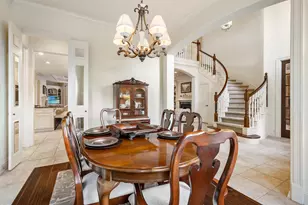2 Lenox Hill Dr, The Woodlands, TX 77382 - Photo 7